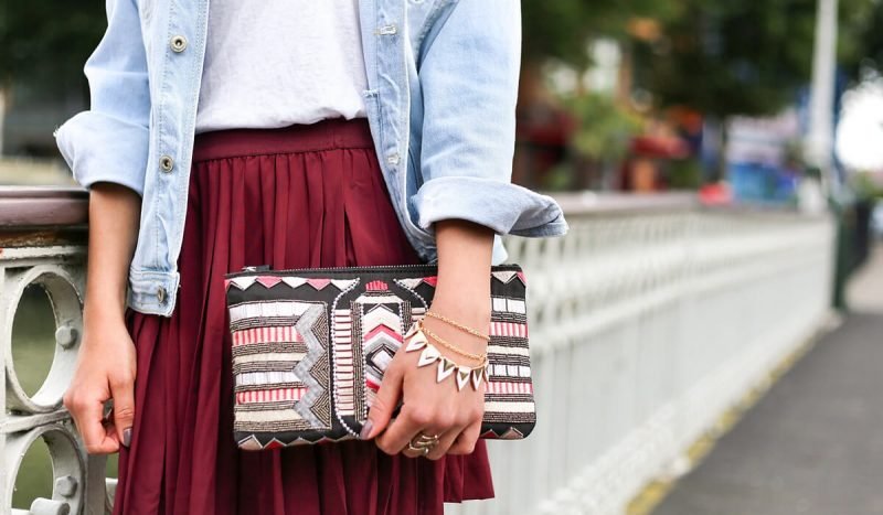 Essential Tips for Choosing Stylish Accessories