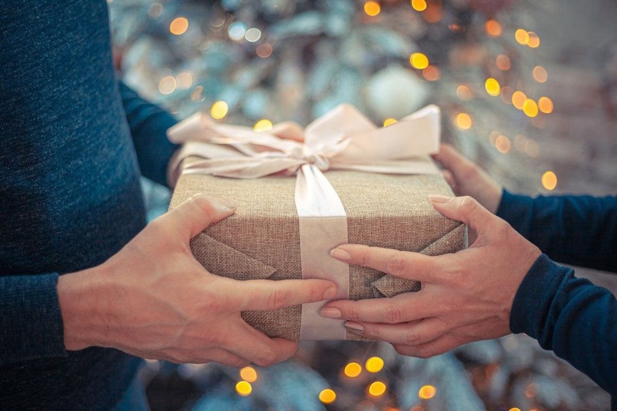 5 Thank You Gifts You Can Give To Your Boyfriend!! Piethis