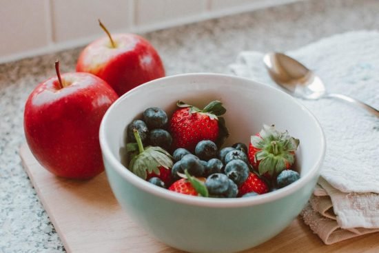 5 Foods to Eat and Avoid