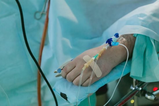 4 Pros and Cons of Being a Nurse Anesthetist (CRNA)